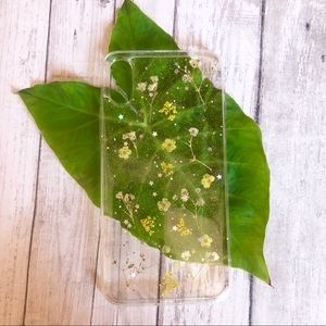 NEW iPhone X/XS pressed flowers case 🌸